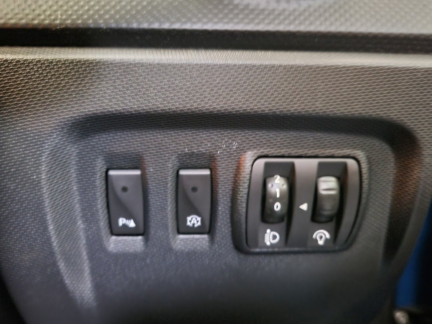 Used Renault Captur 2016 for sale - 76134044: Photo 23