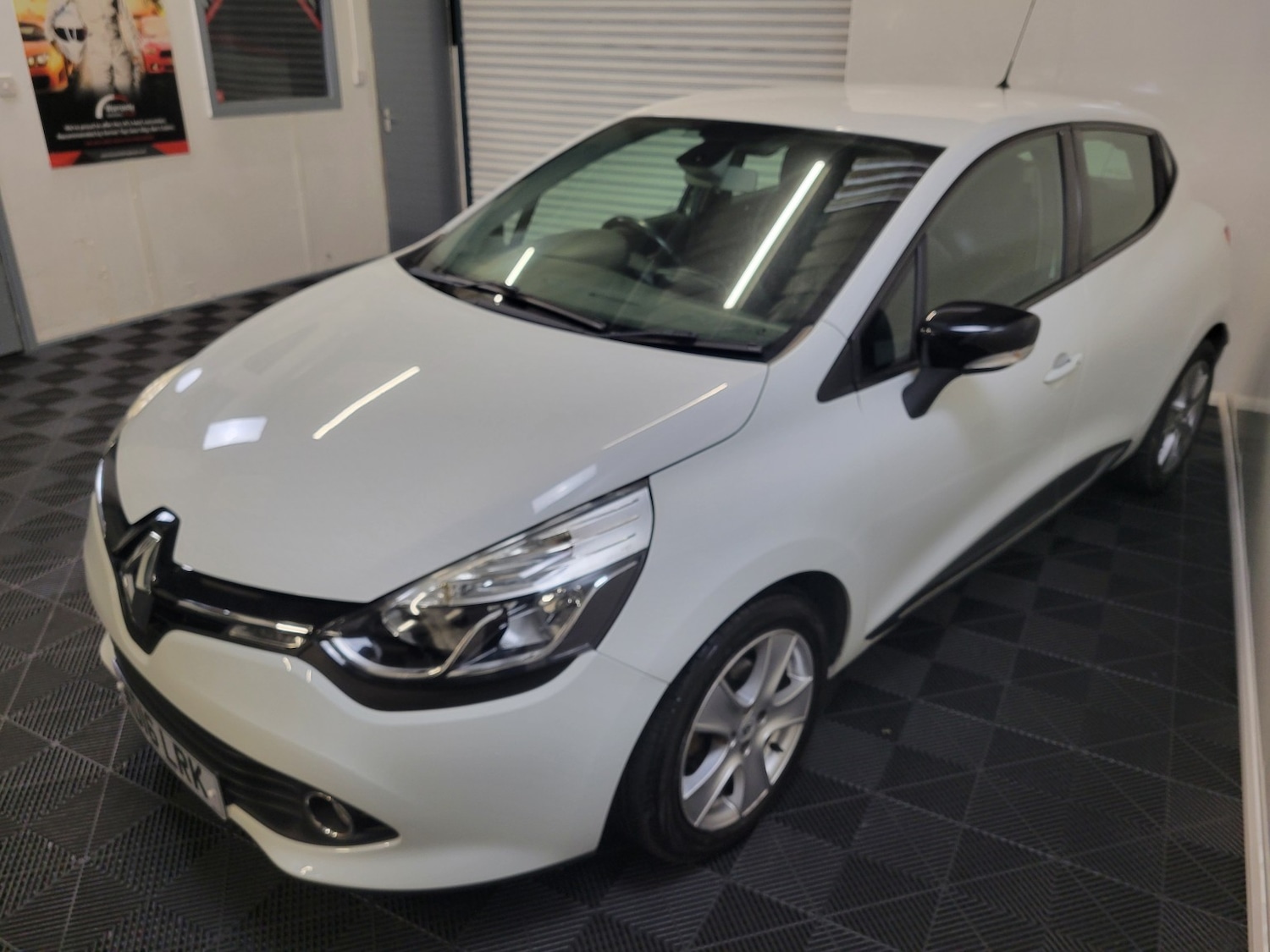 Used Renault Clio 2016 for sale - 77438333: Photo 10