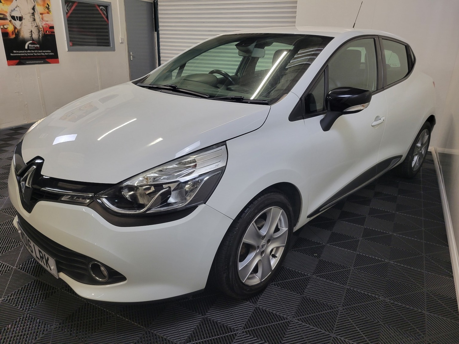 Used Renault Clio 2016 for sale - 77438333: Photo 11