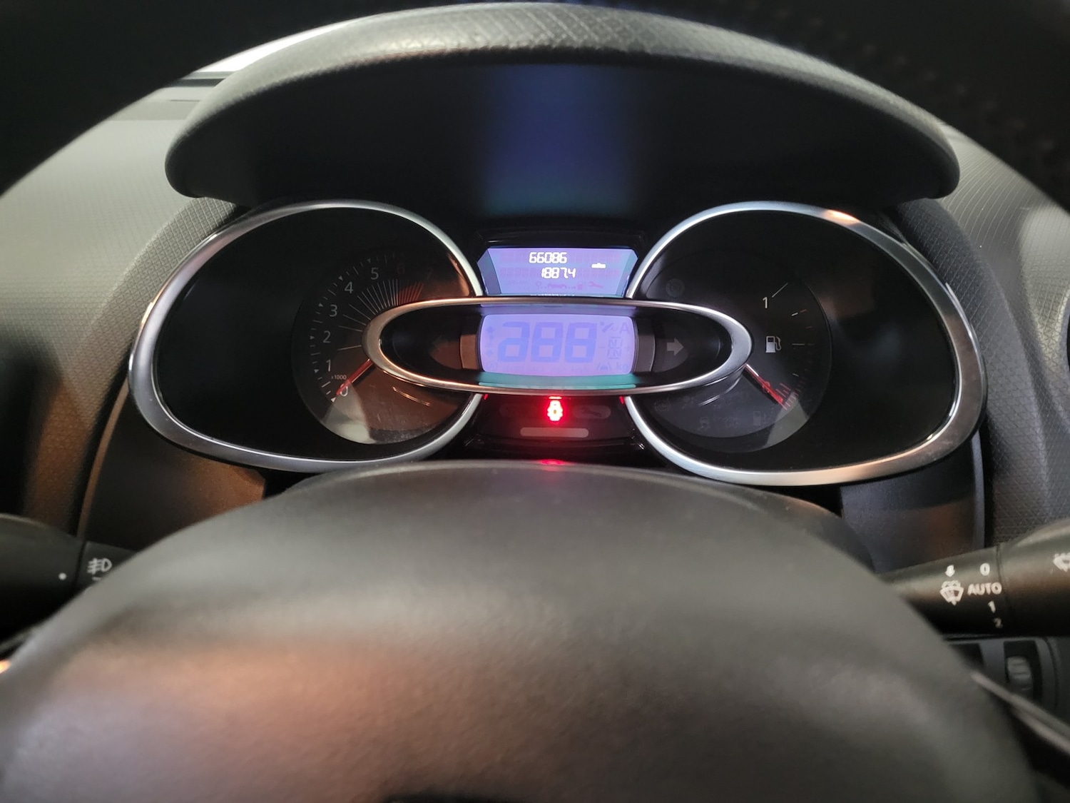 Used Renault Clio 2016 for sale - 77438333: Photo 43