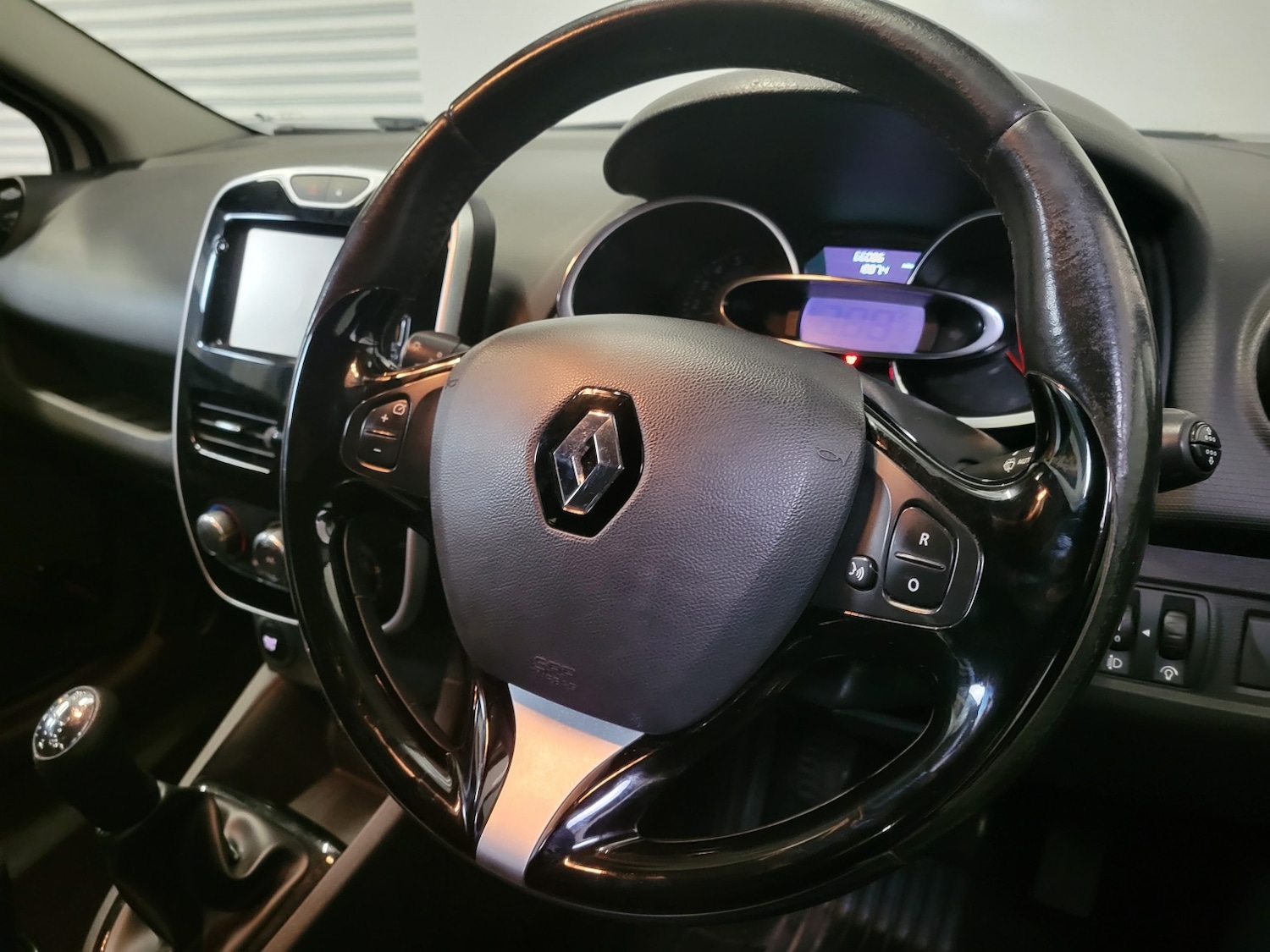 Used Renault Clio 2016 for sale - 77438333: Photo 44