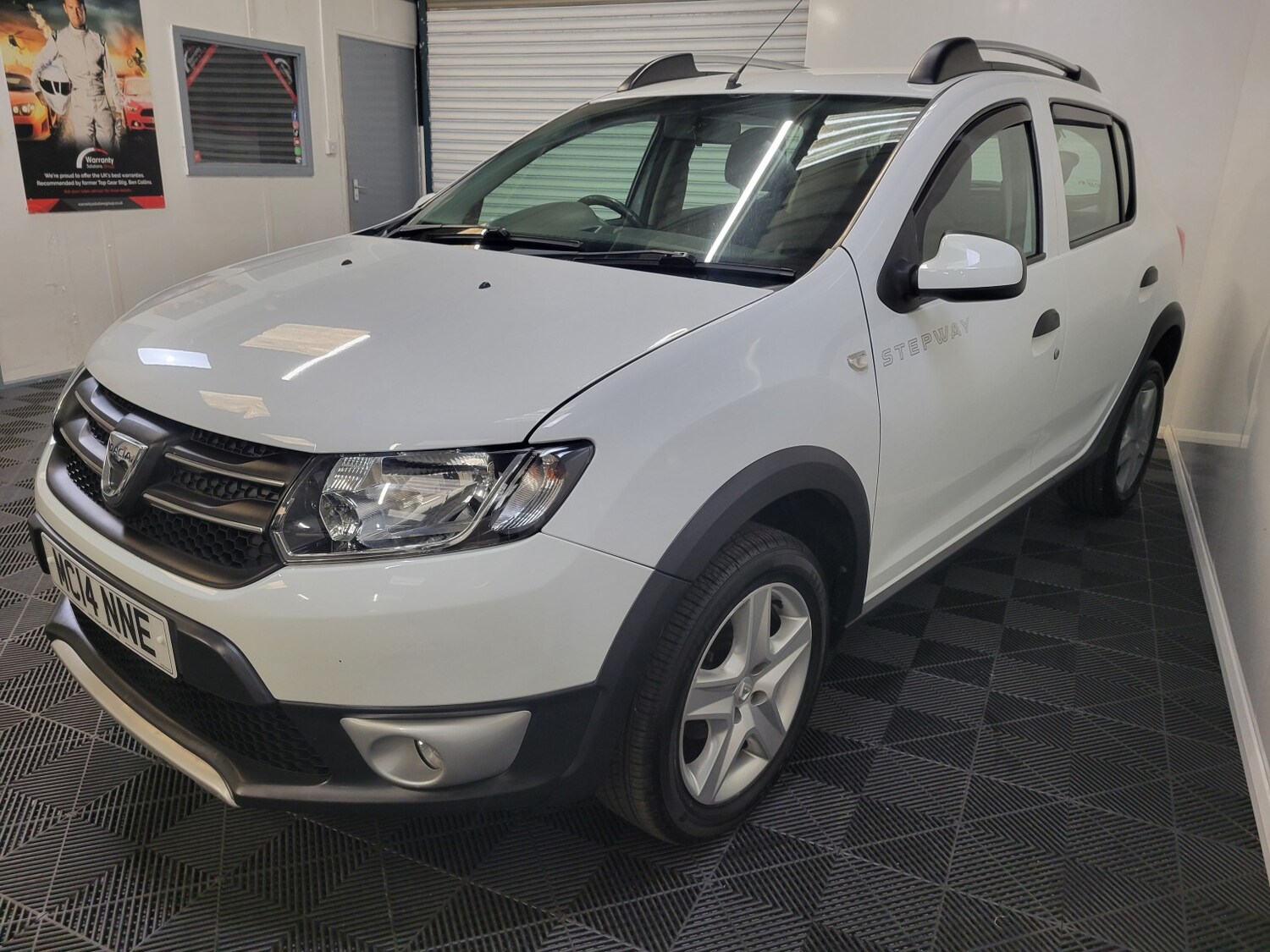 Used Dacia Sandero Stepway 2014 for sale - 77973766: Photo 11