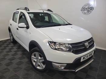 Used Dacia Sandero Stepway 2014 for sale - 77973766: Photo