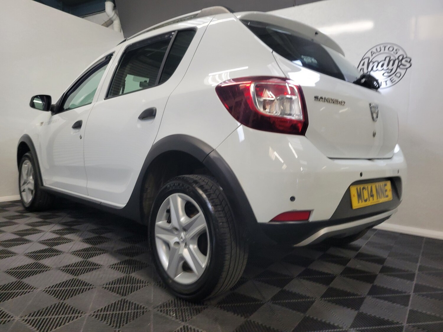 Used Dacia Sandero Stepway 2014 for sale - 77973766: Photo 20