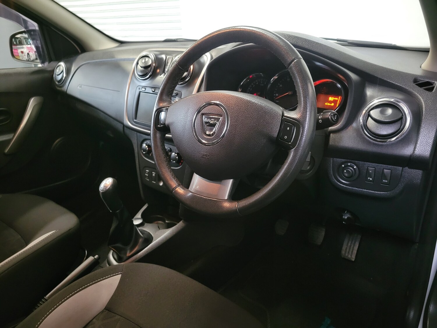 Used Dacia Sandero Stepway 2014 for sale - 77973766: Photo 40