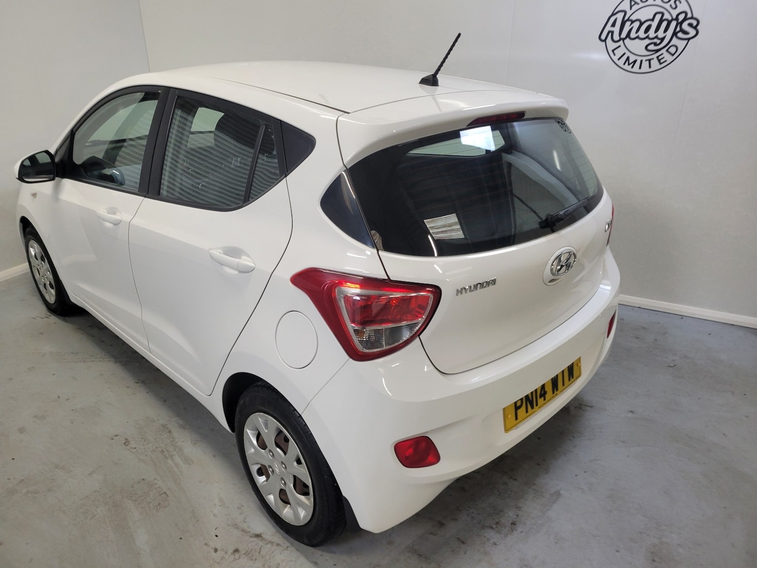 Used Hyundai i10 2014 for sale - 76618641: Photo 15