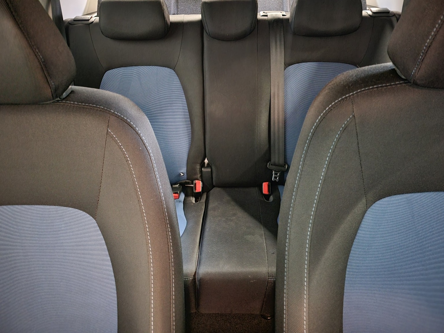 Used Hyundai i10 2014 for sale - 76618641: Photo 42