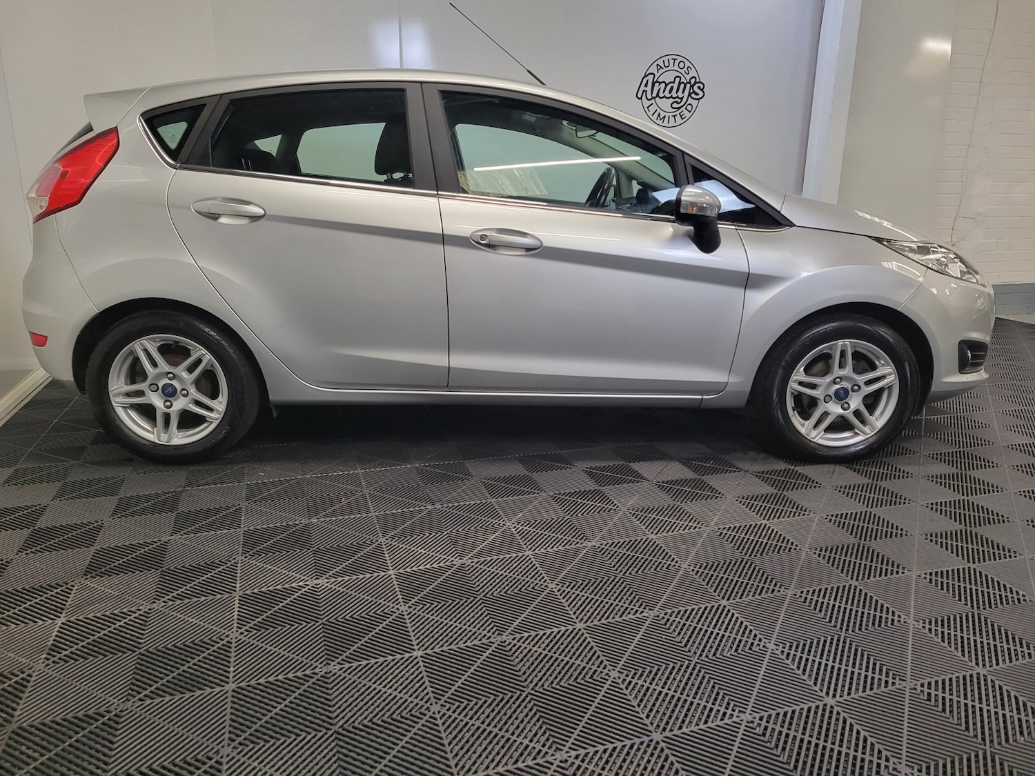 Used Ford Fiesta 2013 for sale - 77438469: Photo 20
