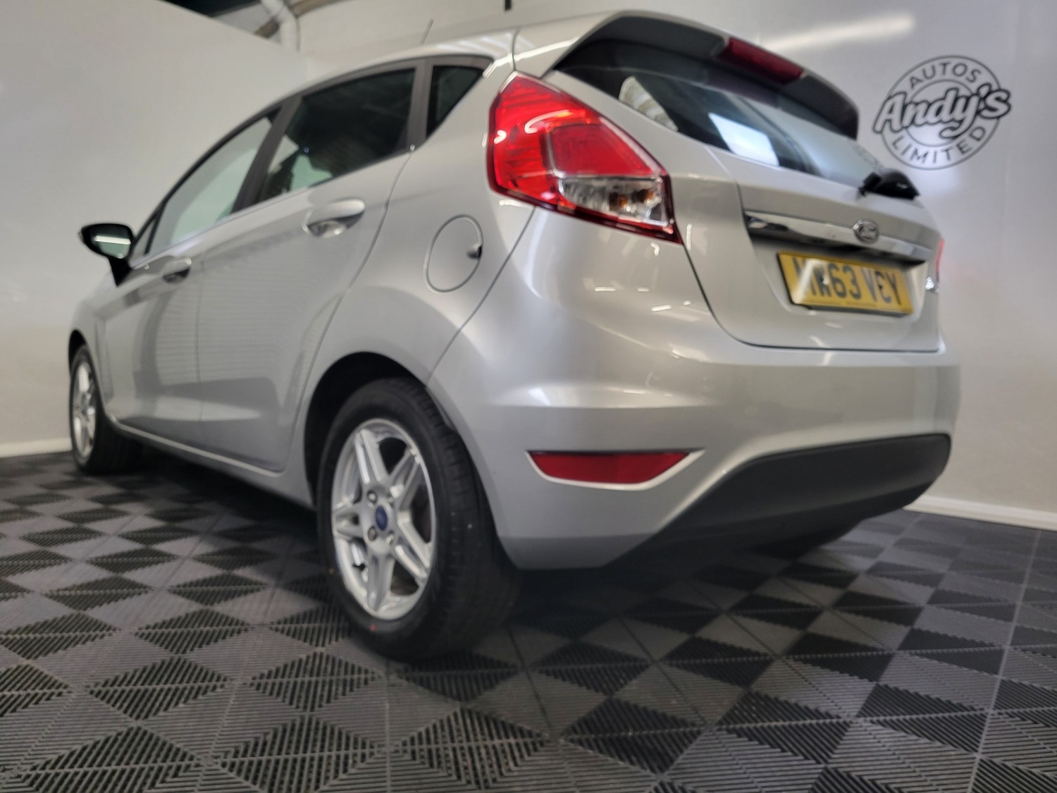 Used Ford Fiesta 2013 for sale - 77438469: Photo 25