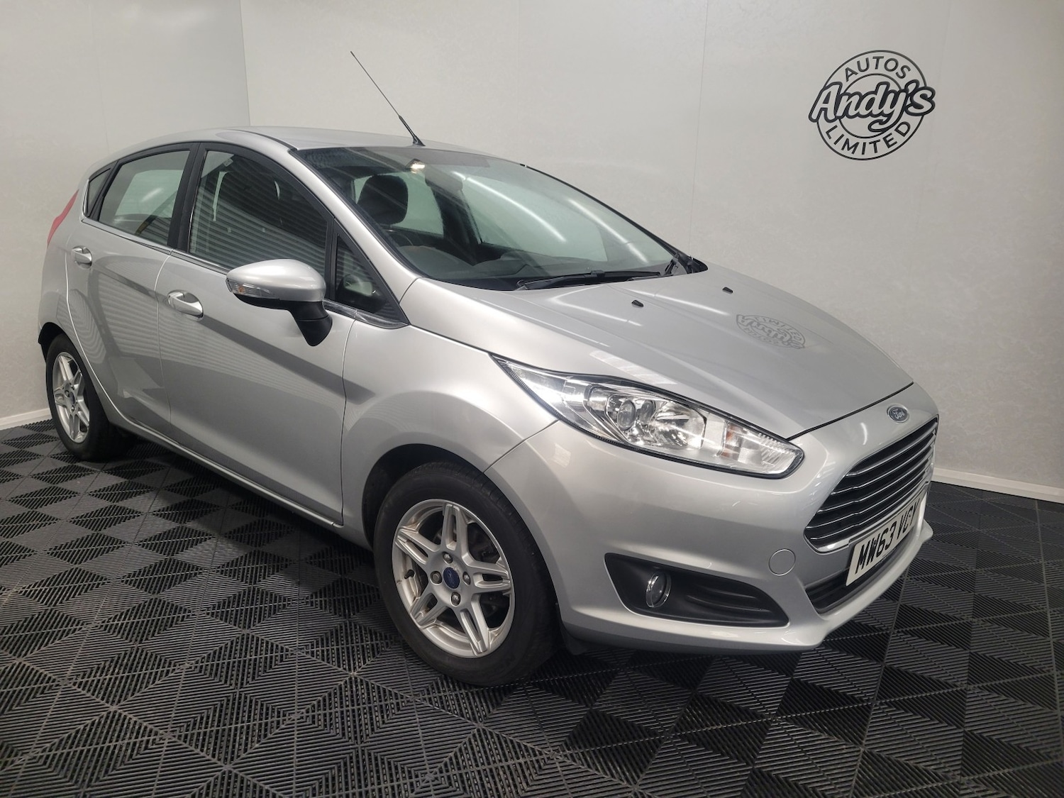 Used Ford Fiesta 2013 for sale - 77438469: Photo 3