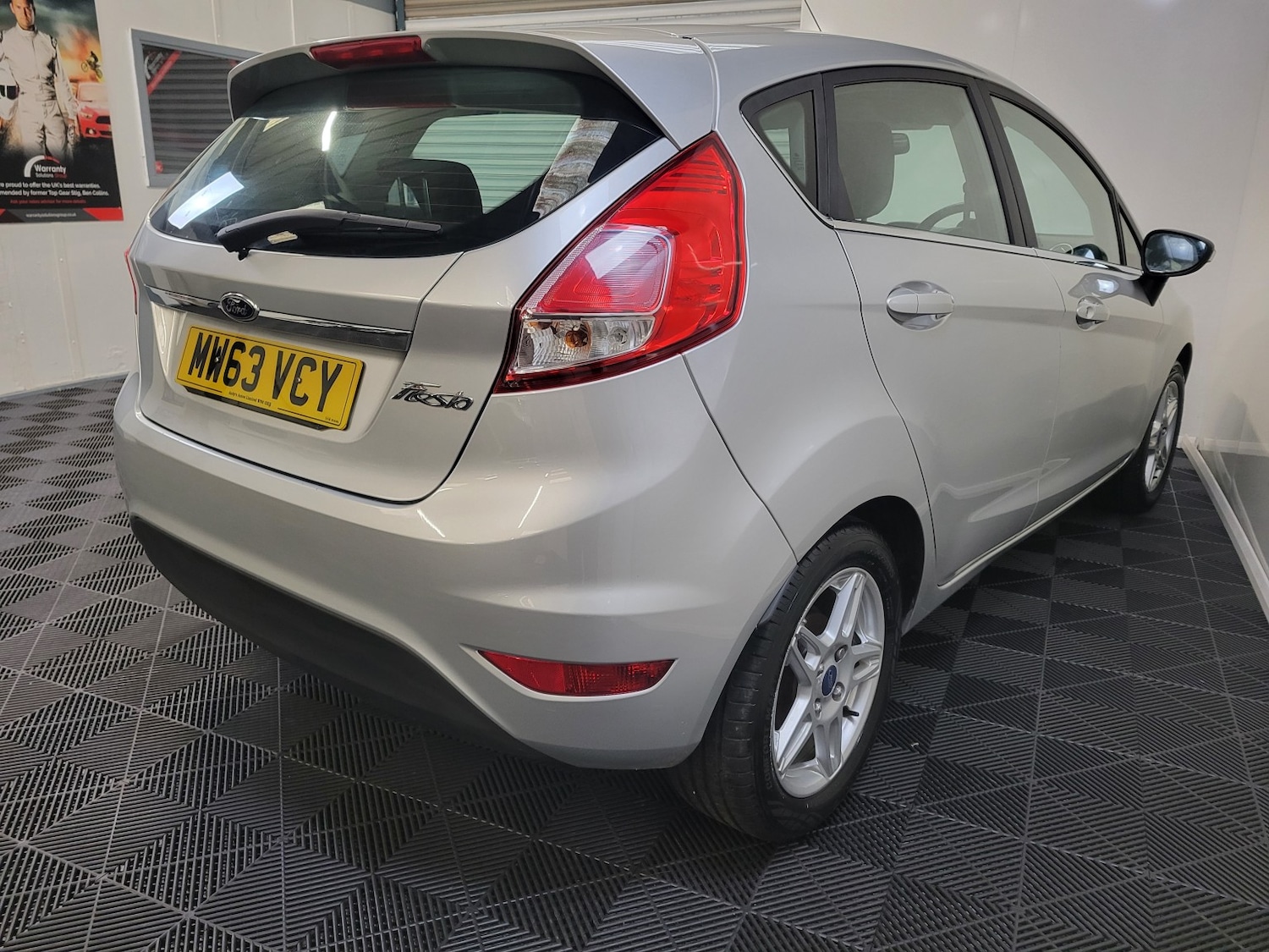 Used Ford Fiesta 2013 for sale - 77438469: Photo 32