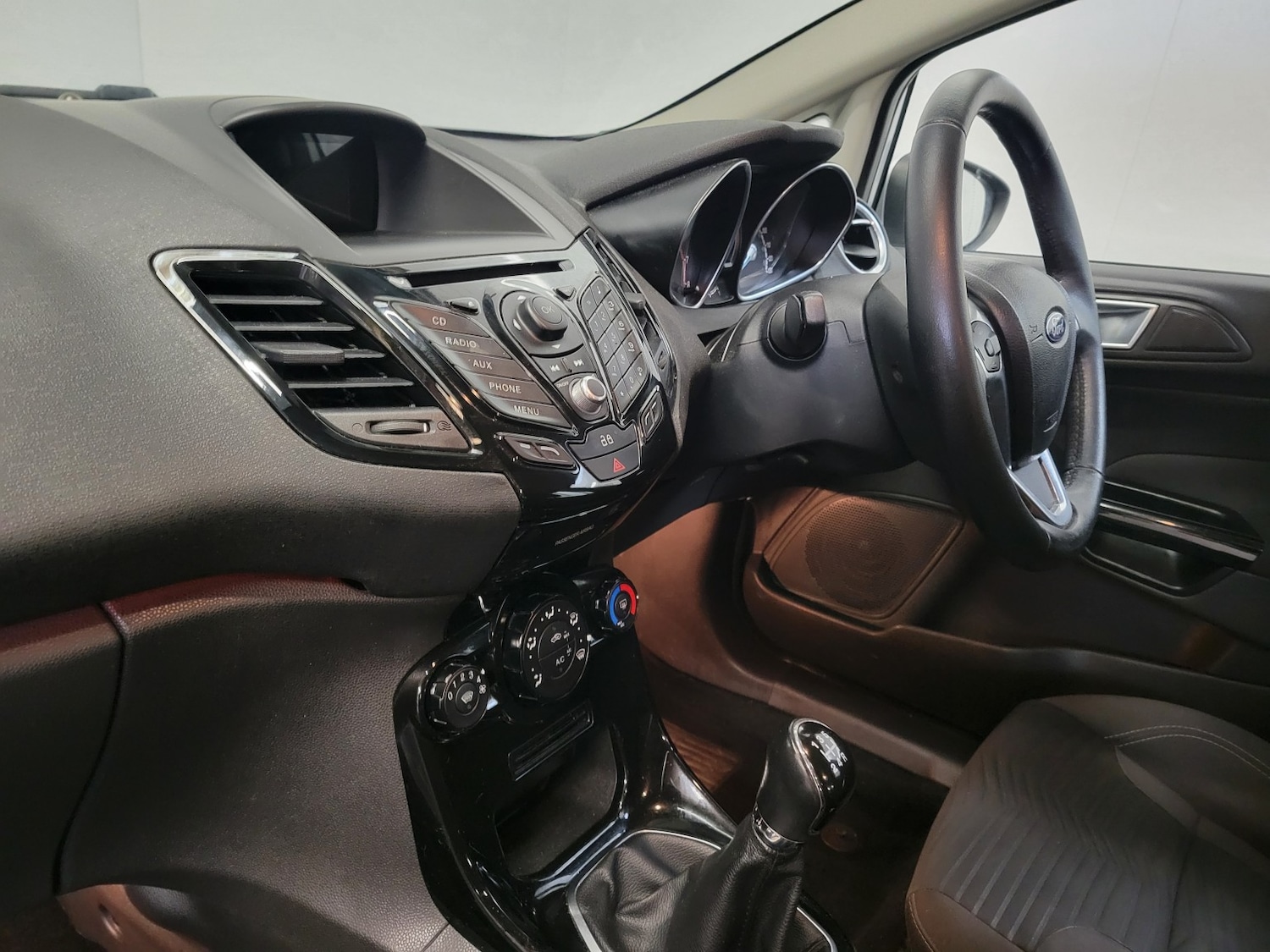 Used Ford Fiesta 2013 for sale - 77438469: Photo 50