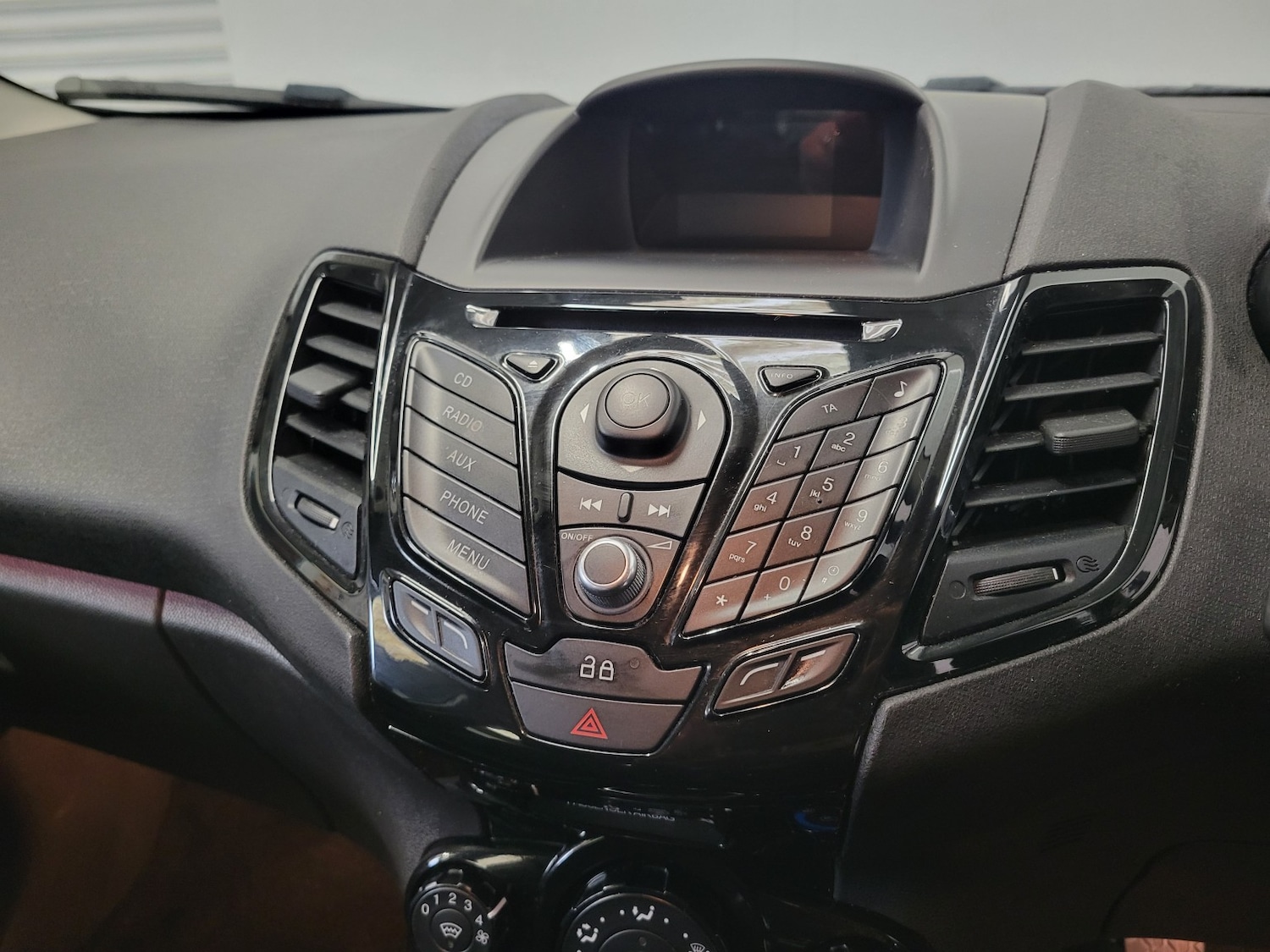 Used Ford Fiesta 2013 for sale - 77438469: Photo 54