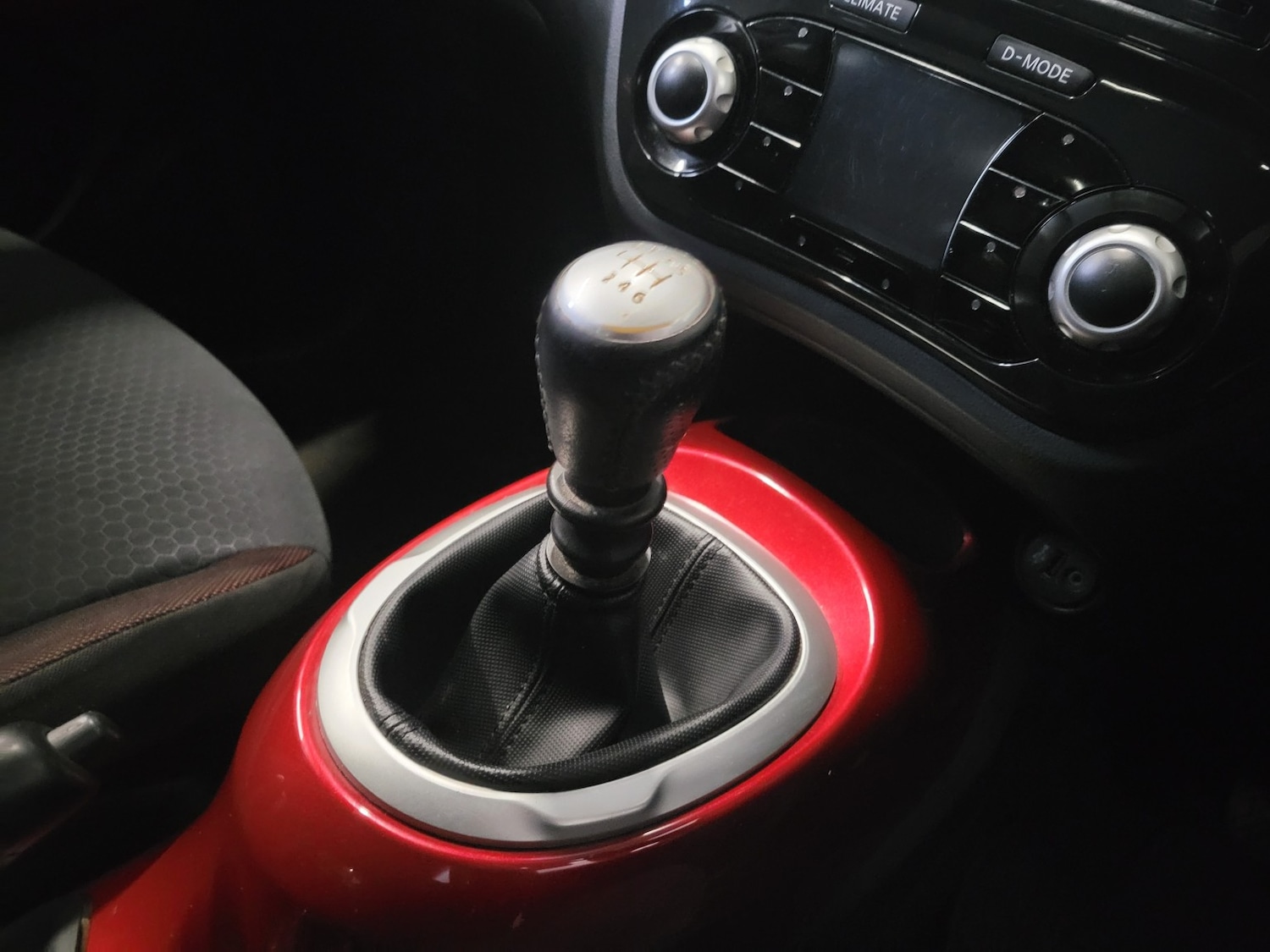 Used Nissan Juke 2012 for sale - 77053703: Photo 40