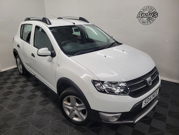 Used Dacia Sandero Stepway 2014 for sale - 77562538: Photo