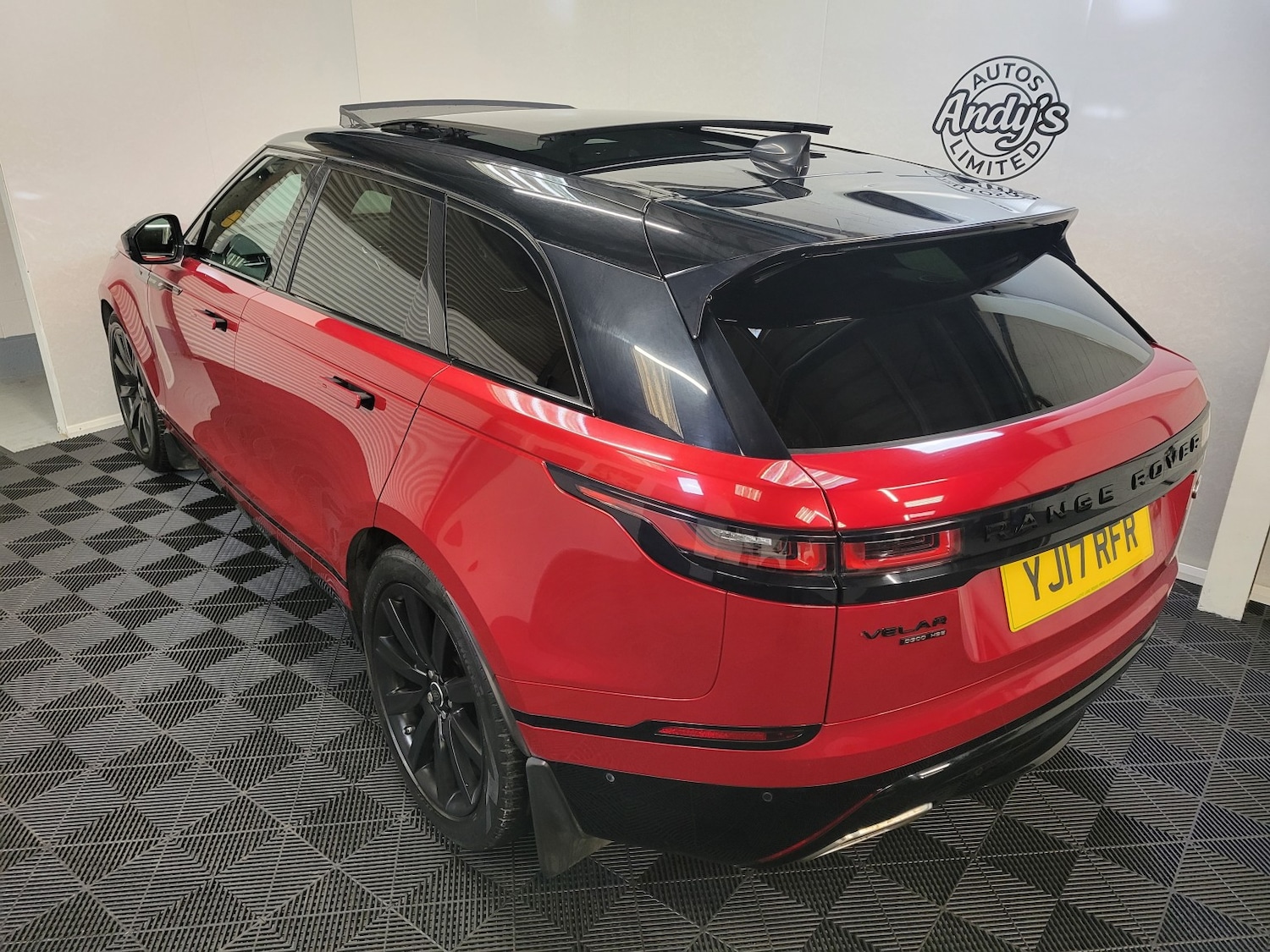 Used Land Rover Range Rover Velar 2017 for sale - 77562564: Photo 20