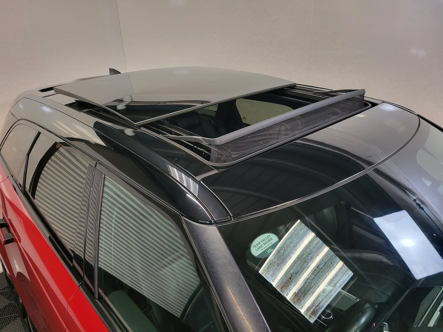 Used Land Rover Range Rover Velar 2017 for sale - 77562564: Photo 42