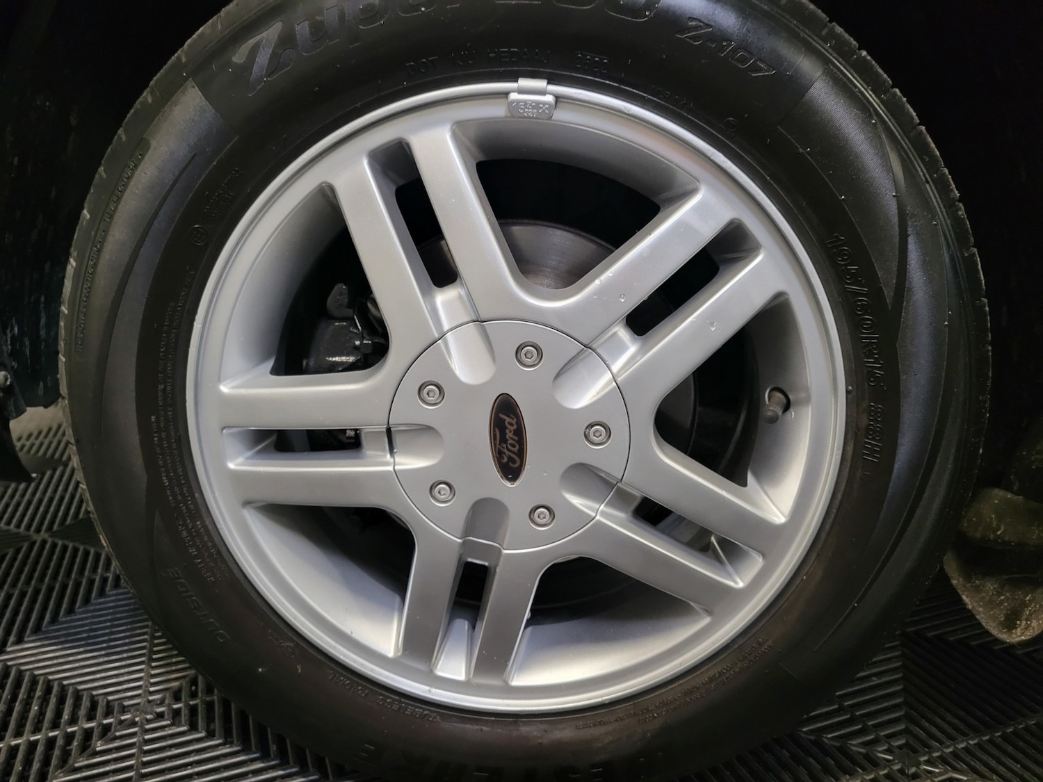 Used Ford Focus 2003 for sale - 77377746: Photo 31