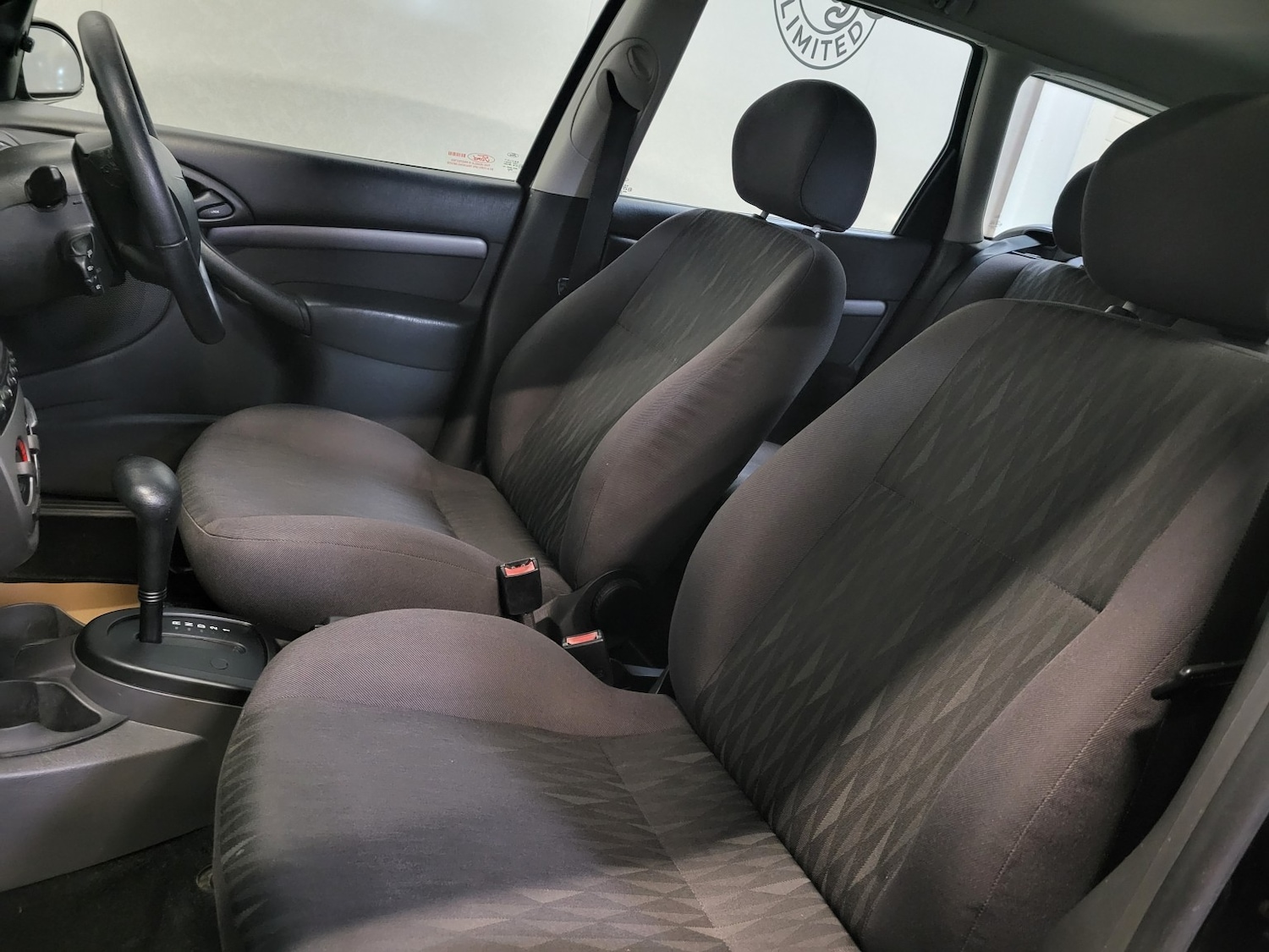 Used Ford Focus 2003 for sale - 77377746: Photo 41