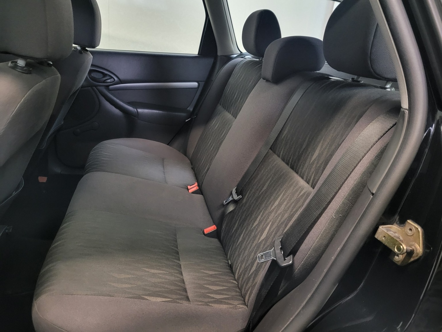 Used Ford Focus 2003 for sale - 77377746: Photo 44