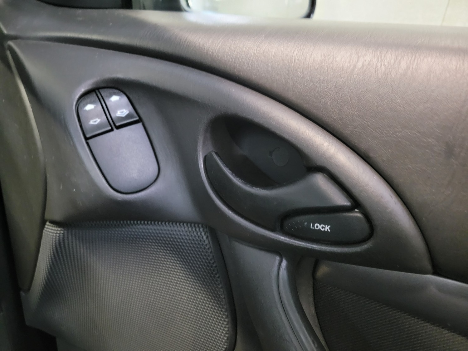 Used Ford Focus 2003 for sale - 77377746: Photo 46