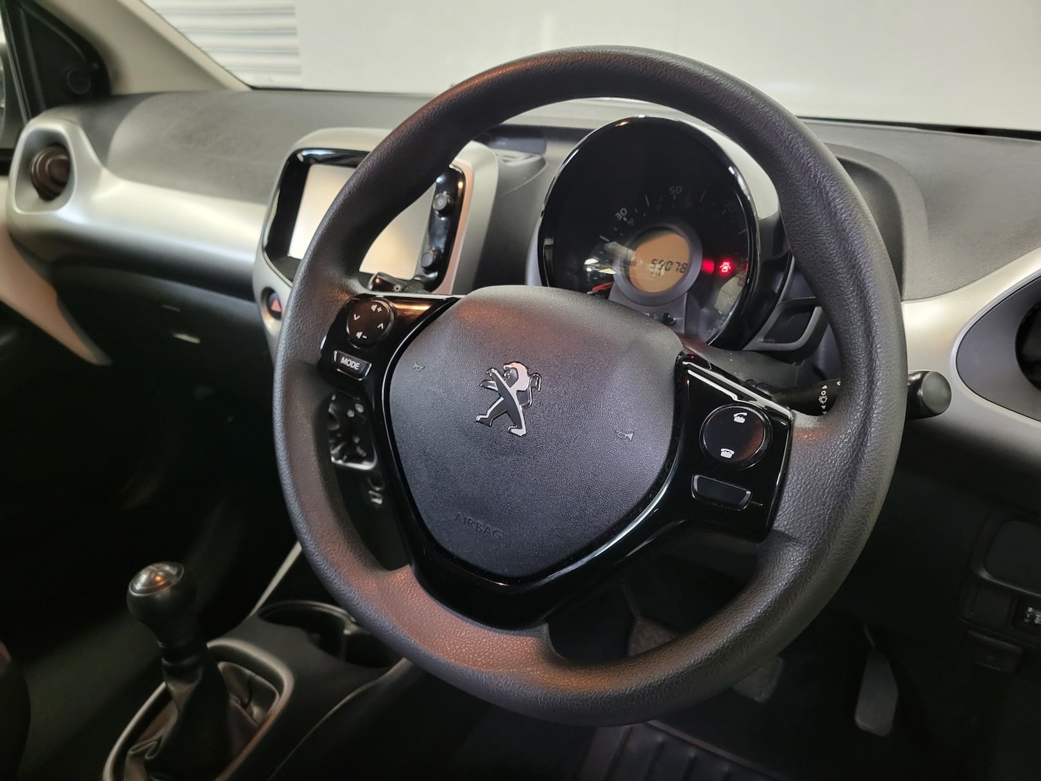 Used Peugeot 108 2015 for sale - 77516091: Photo 49