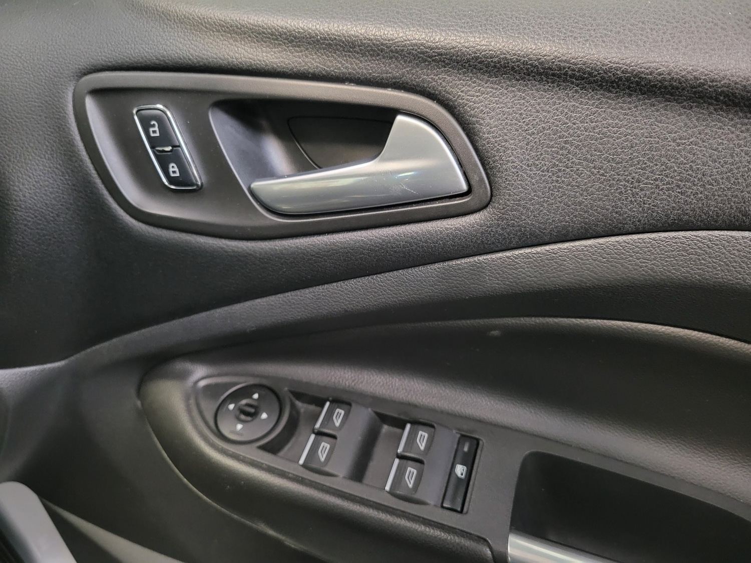 Used Ford Kuga 2016 for sale - 76421863: Photo 42