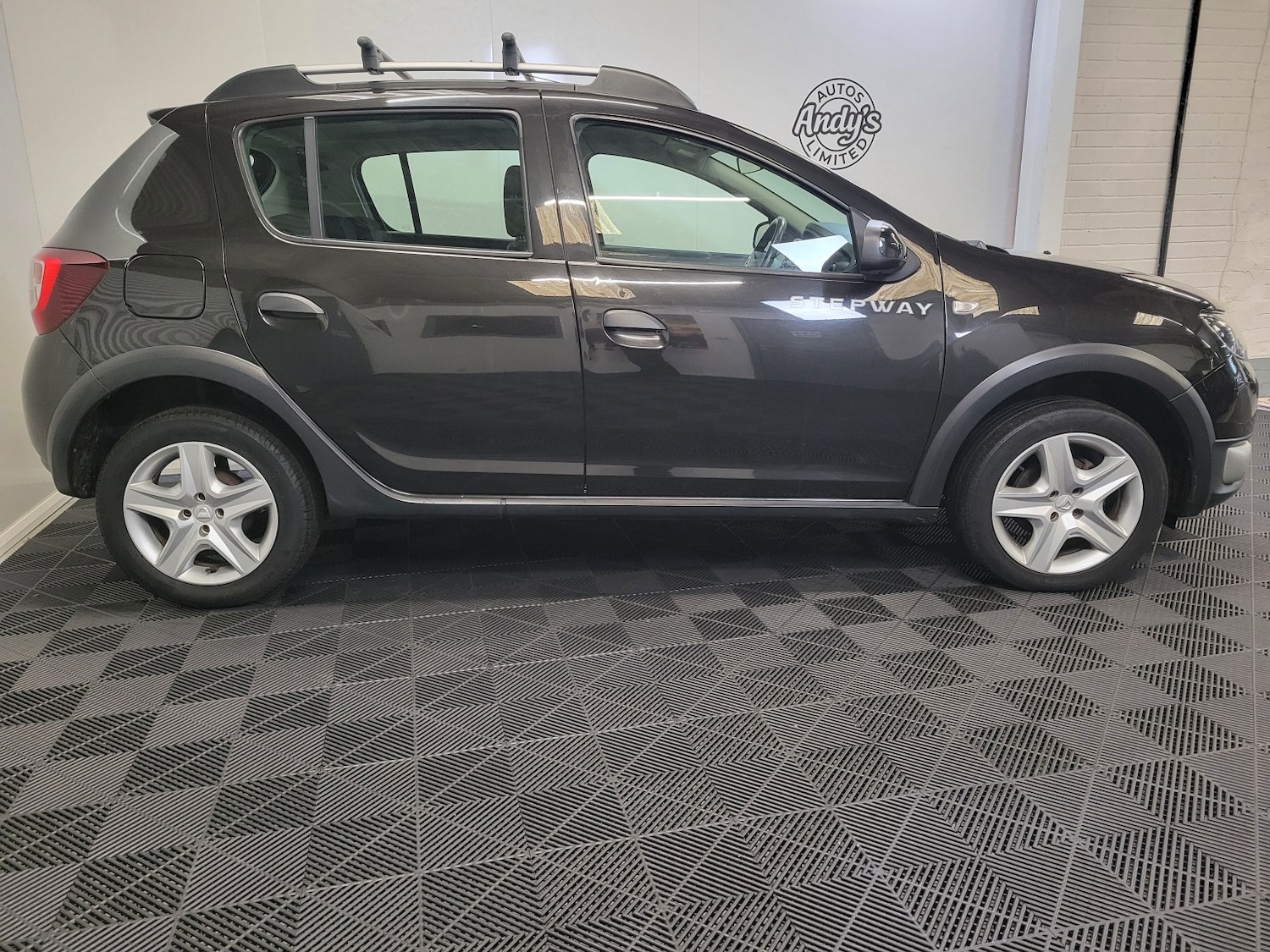 Used Dacia Sandero Stepway 2016 for sale - 77237149: Photo 19