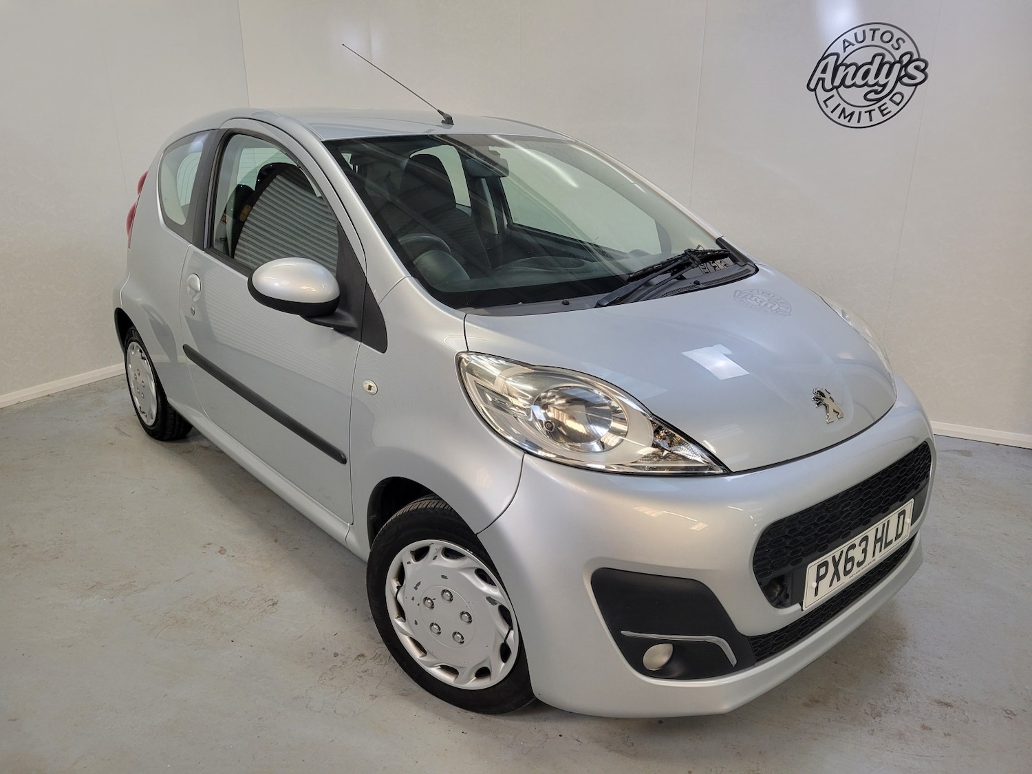 Used Peugeot 107 2013 for sale - 76637465: Photo 3