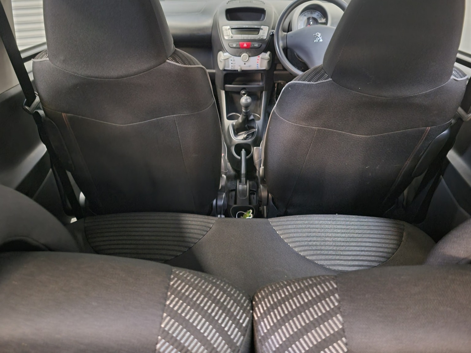 Used Peugeot 107 2013 for sale - 76637465: Photo 36