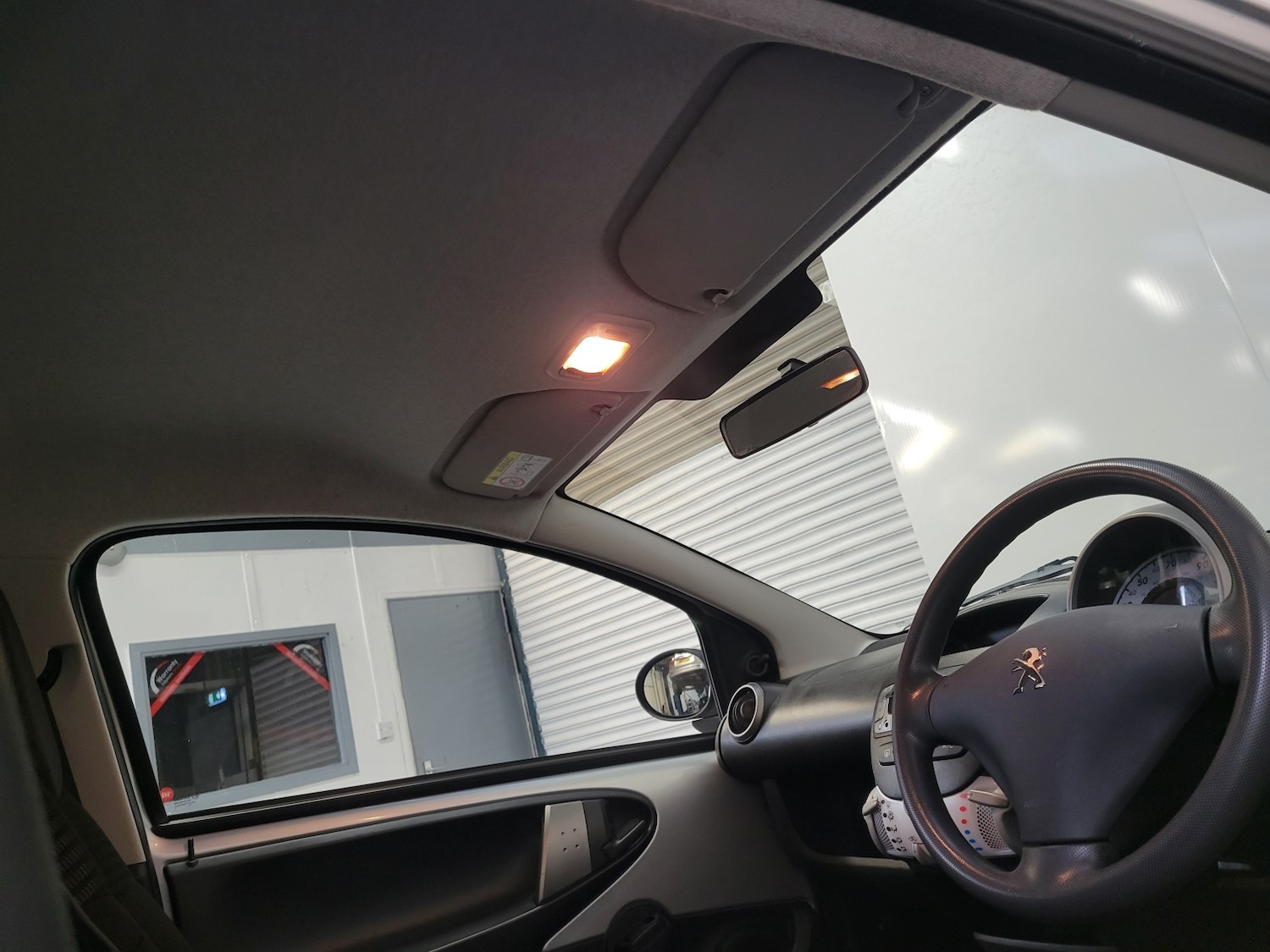 Used Peugeot 107 2013 for sale - 76637465: Photo 47