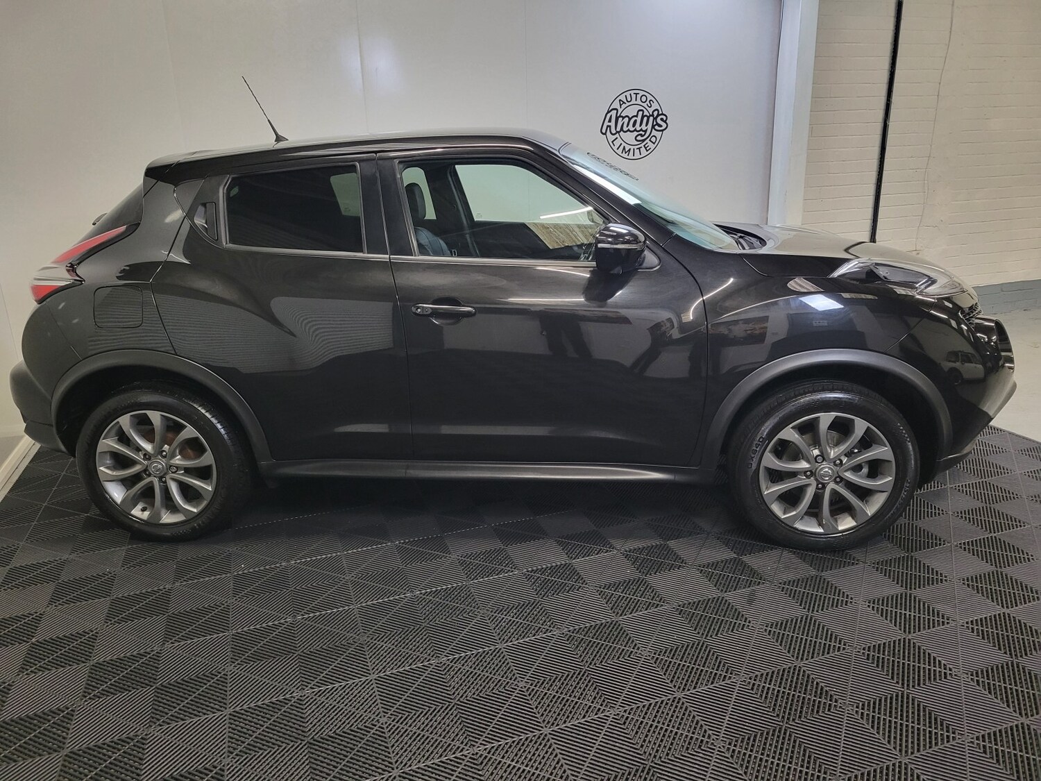 Used Nissan Juke 2017 for sale - 76734794: Photo 17