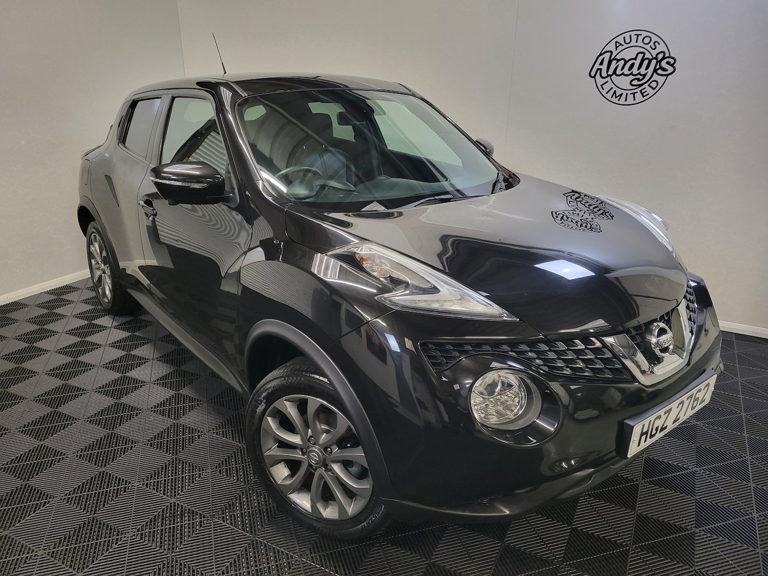 Used Nissan Juke 2017 for sale - 76734794: Photo 2
