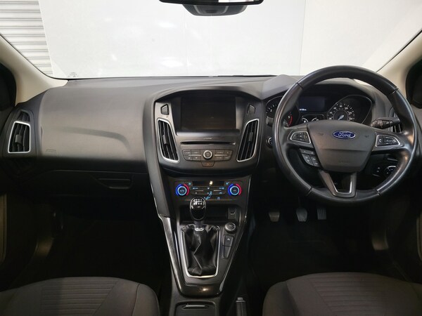 Used Ford Focus 2015 for sale - 76126348: Photo 13