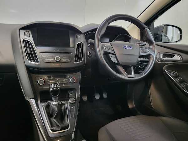Used Ford Focus 2015 for sale - 76126348: Photo 15