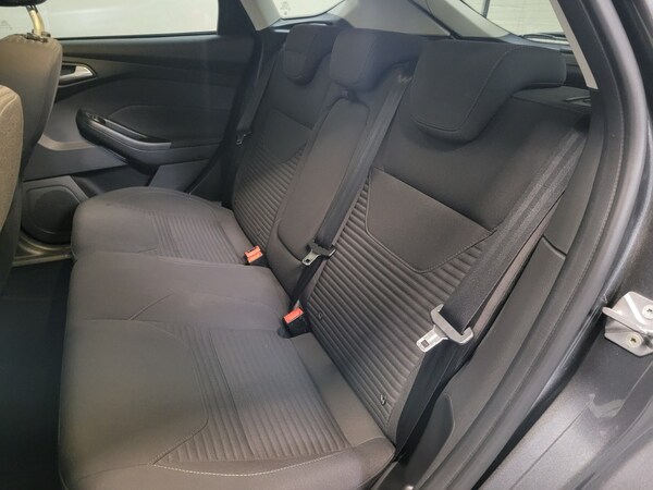 Used Ford Focus 2015 for sale - 76126348: Photo 16