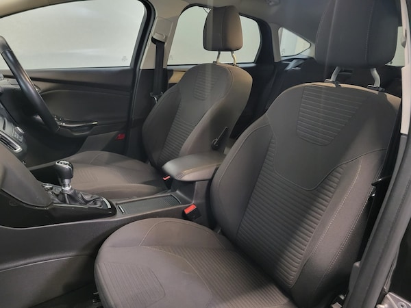 Used Ford Focus 2015 for sale - 76126348: Photo 19