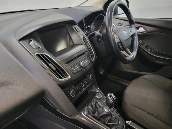 Used Ford Focus 2015 for sale - 76126348: Photo 22
