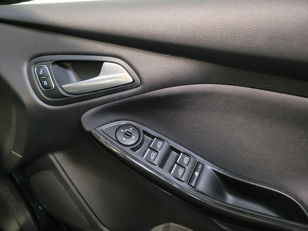 Used Ford Focus 2015 for sale - 76126348: Photo 23