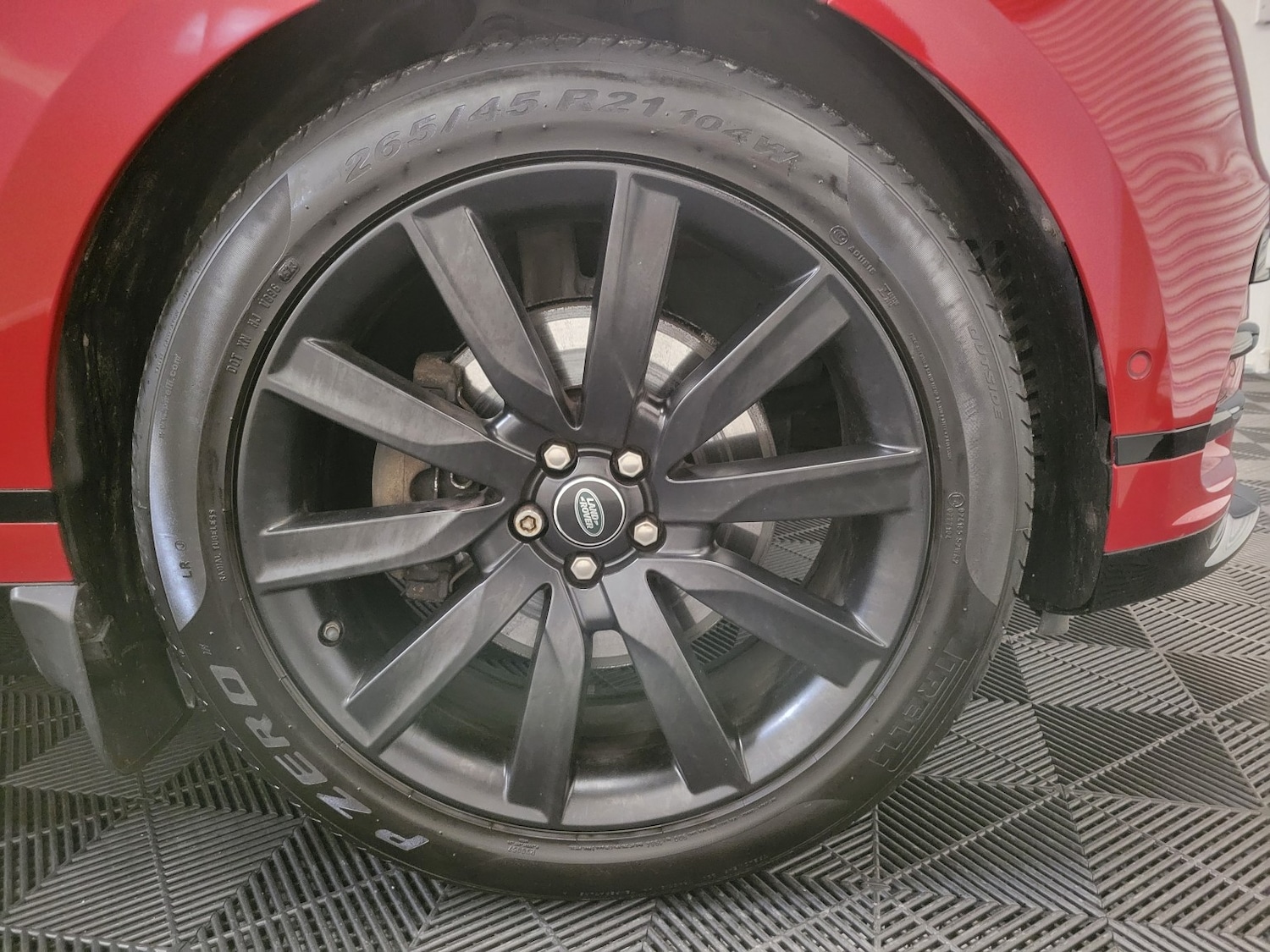 Used Land Rover Range Rover Velar 2017 for sale - 77474794: Photo 77