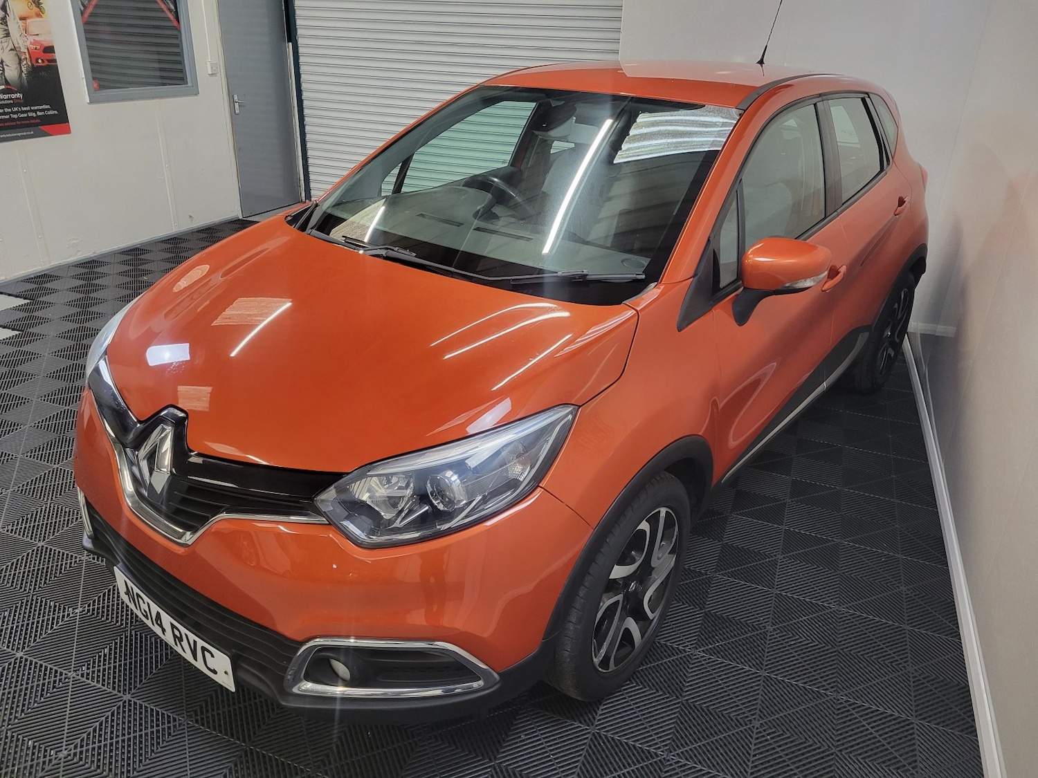 Used Renault Captur 2014 for sale - 77277380: Photo 10
