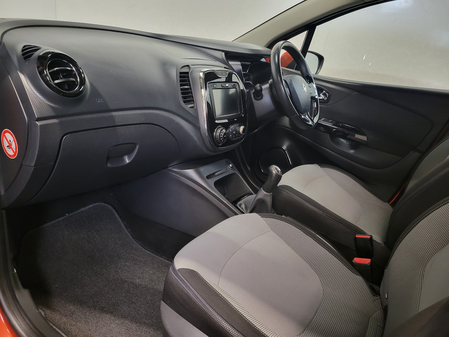 Used Renault Captur 2014 for sale - 77277380: Photo 43