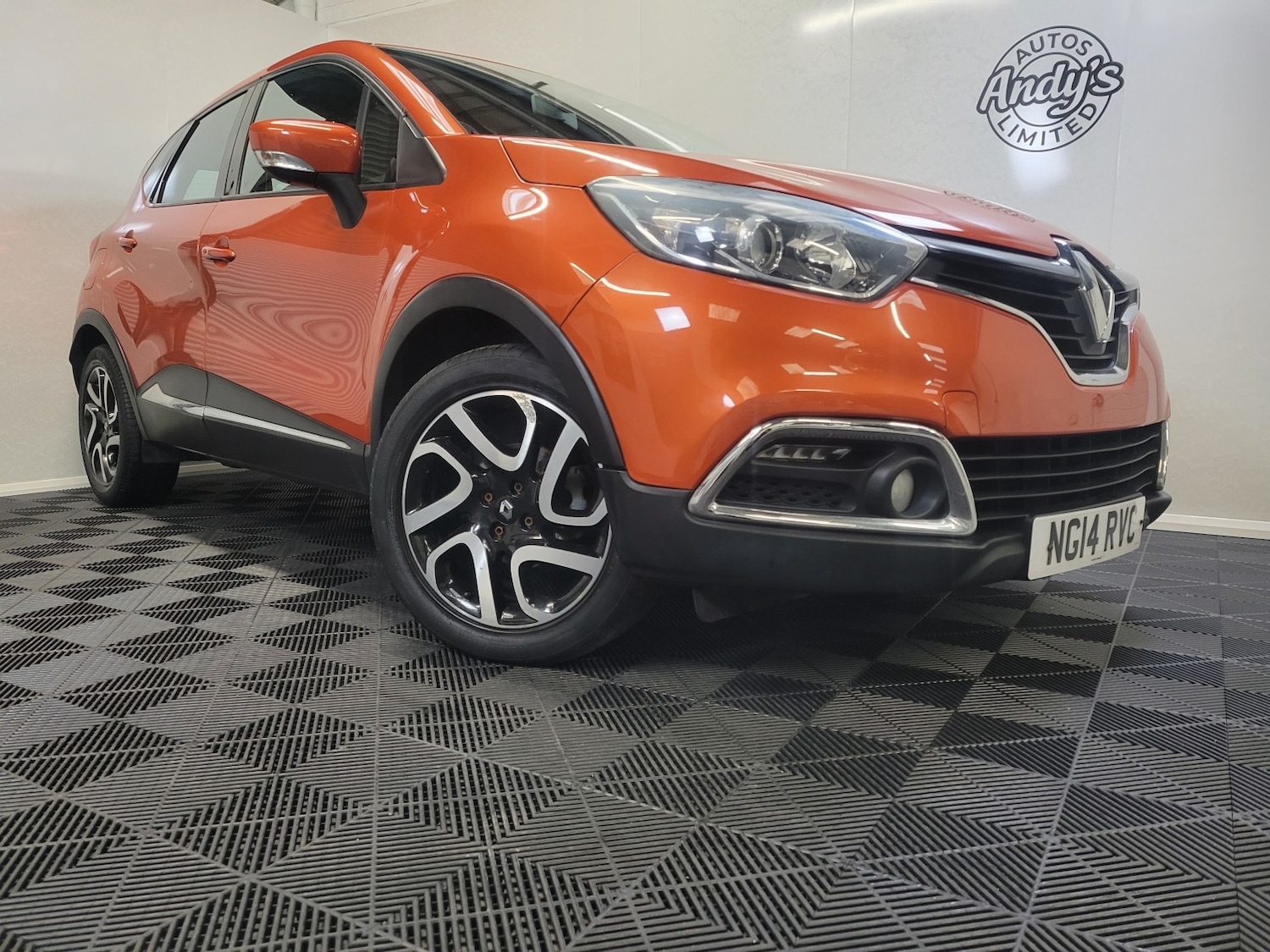 Used Renault Captur 2014 for sale - 77277380: Photo 5