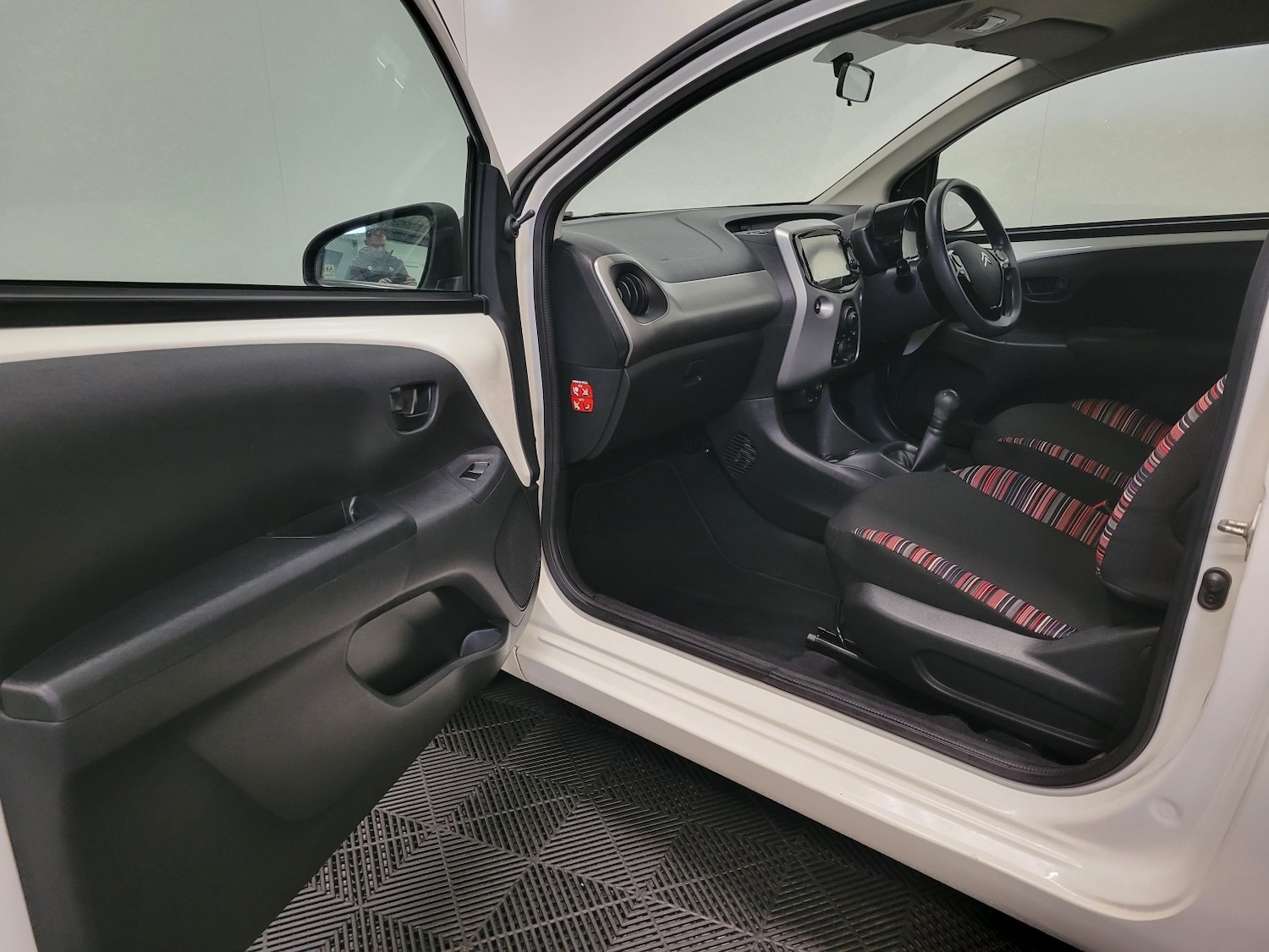 Used Citroen C1 2015 for sale - 77636935: Photo 35