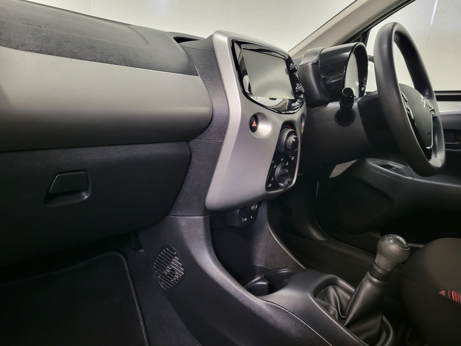 Used Citroen C1 2015 for sale - 77636935: Photo 38