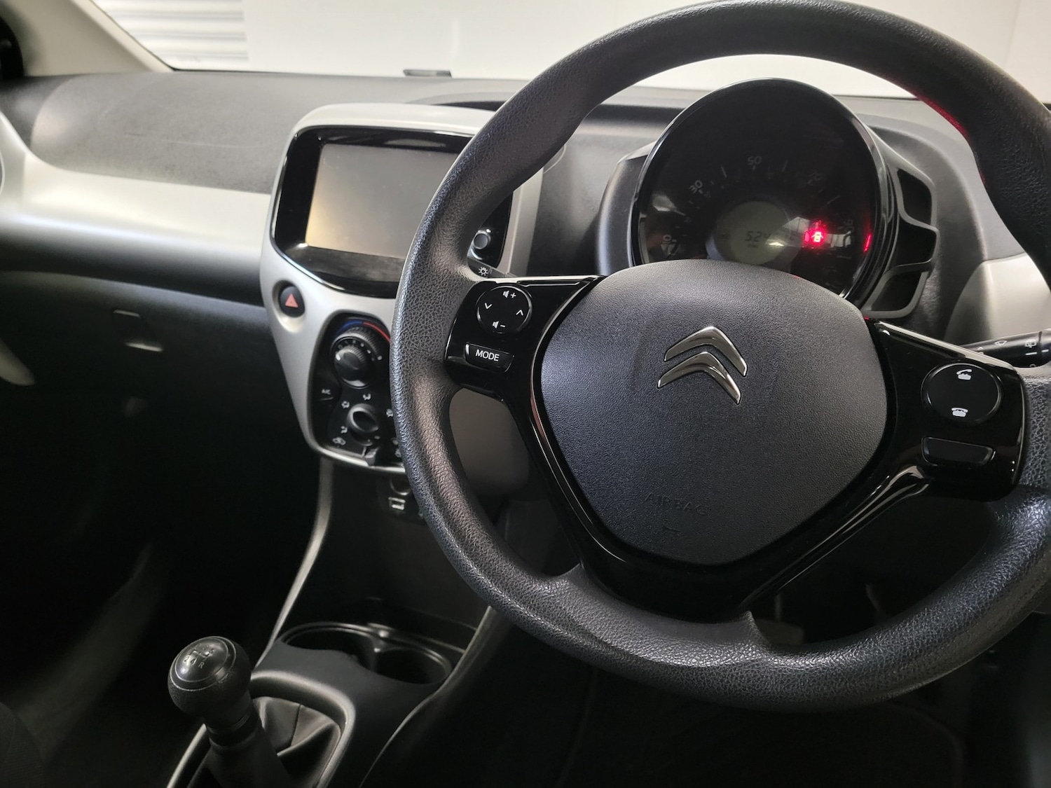 Used Citroen C1 2015 for sale - 77636935: Photo 40