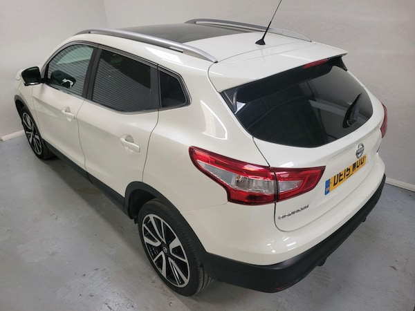 Used Nissan Qashqai 2015 for sale - 74858839: Photo 6
