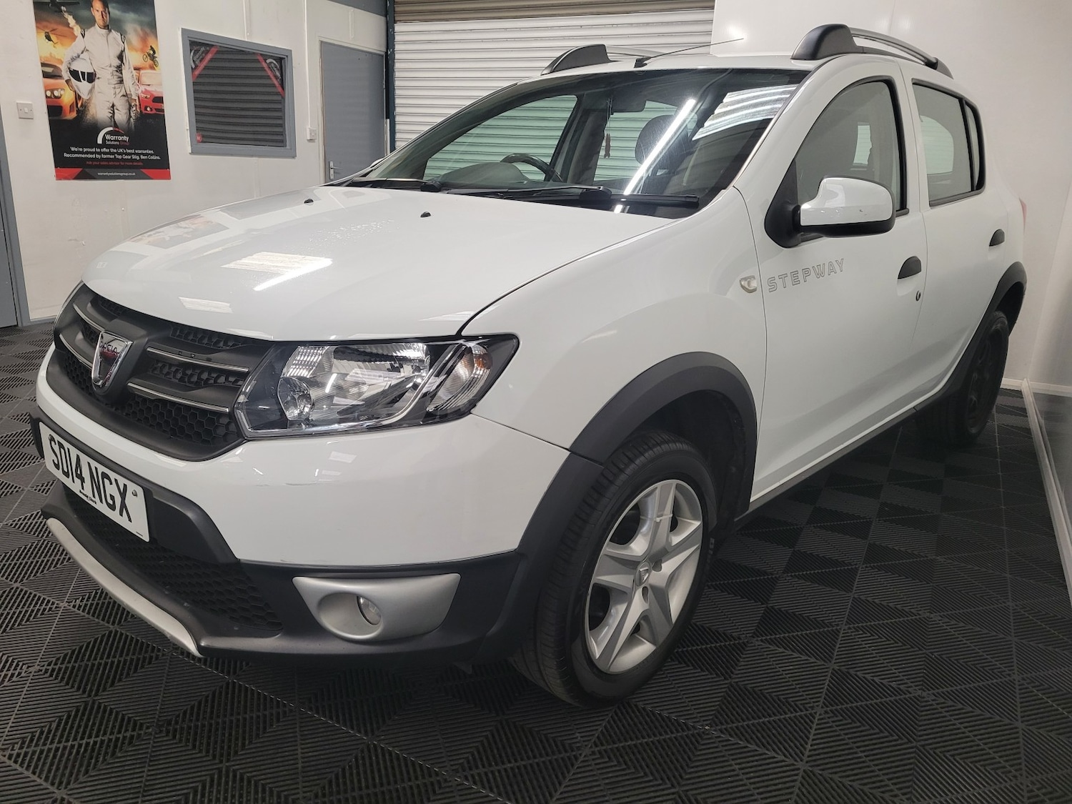 Used Dacia Sandero Stepway 2014 for sale - 77053705: Photo 5