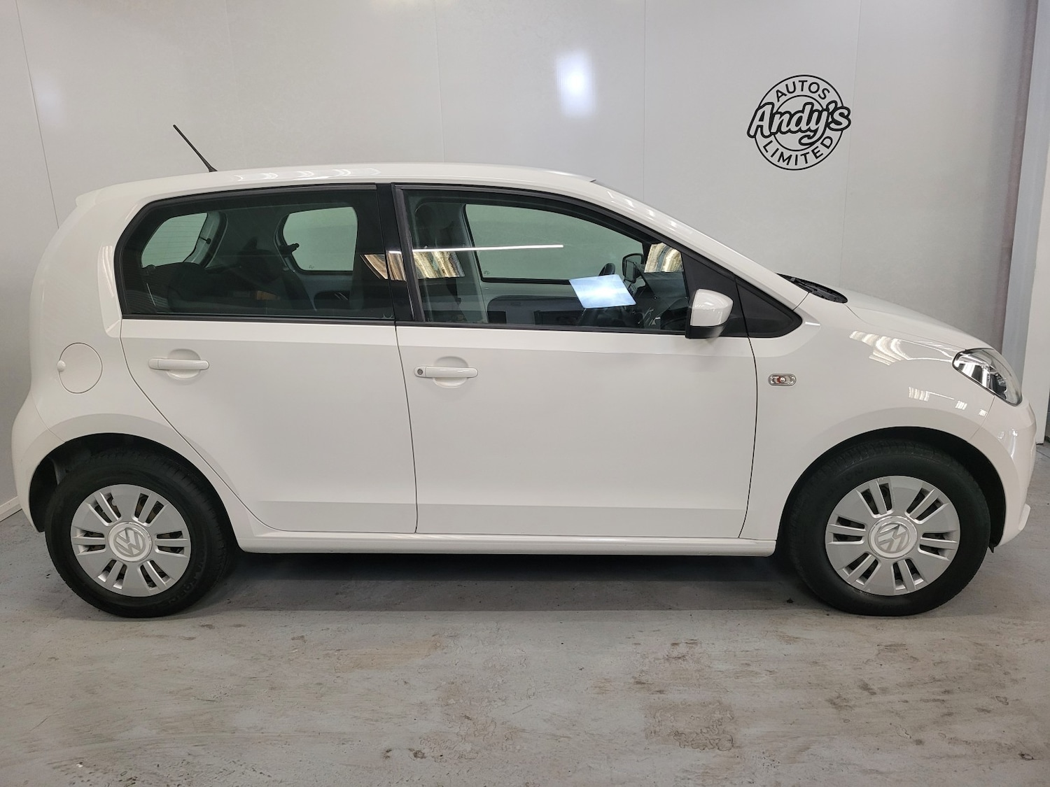 Used Volkswagen up! 2014 for sale - 76618626: Photo 12