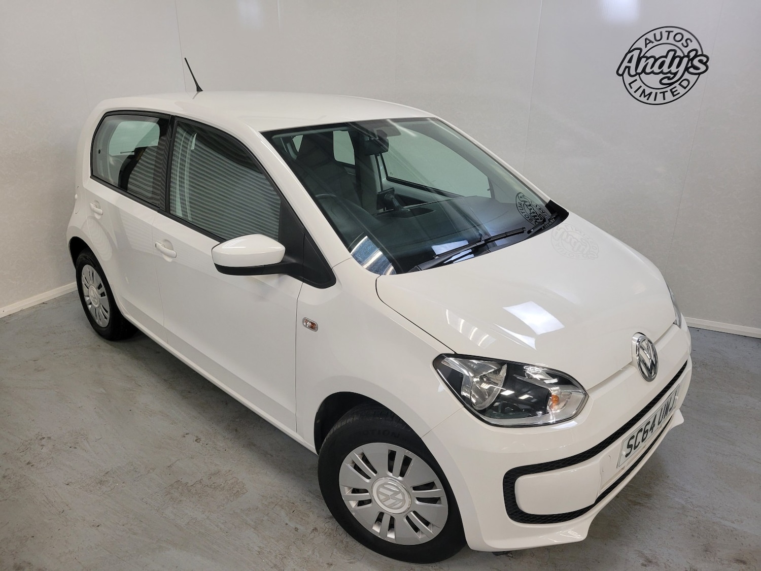 Used Volkswagen up! 2014 for sale - 76618626: Photo 2